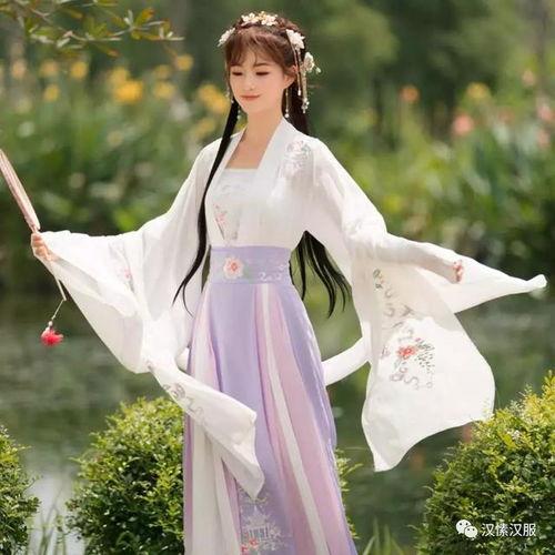 耀春吃瓜少女汉服,少女汉服风华再现